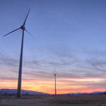 Windkraftrad im Sonnenuntergang HDR 5267